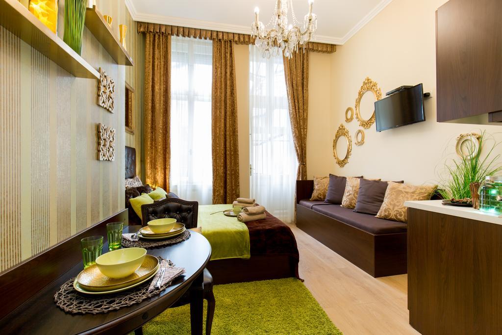 Апартаменти Holidays Harmony *